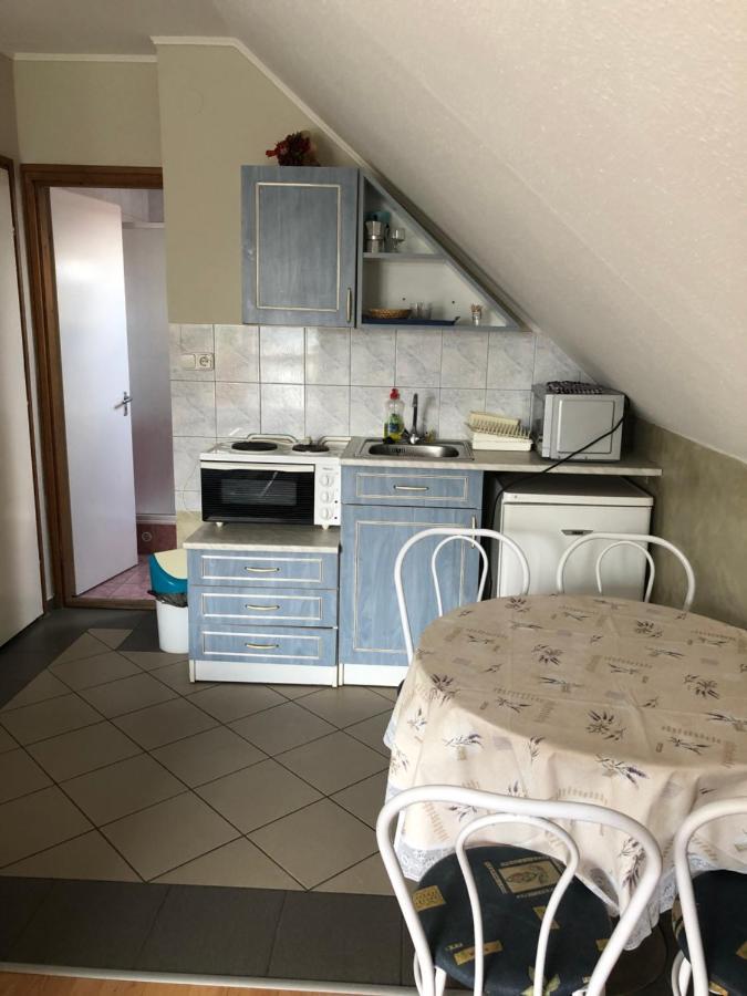 Imre Apartman Hajduszoboszlo Ngoại thất bức ảnh